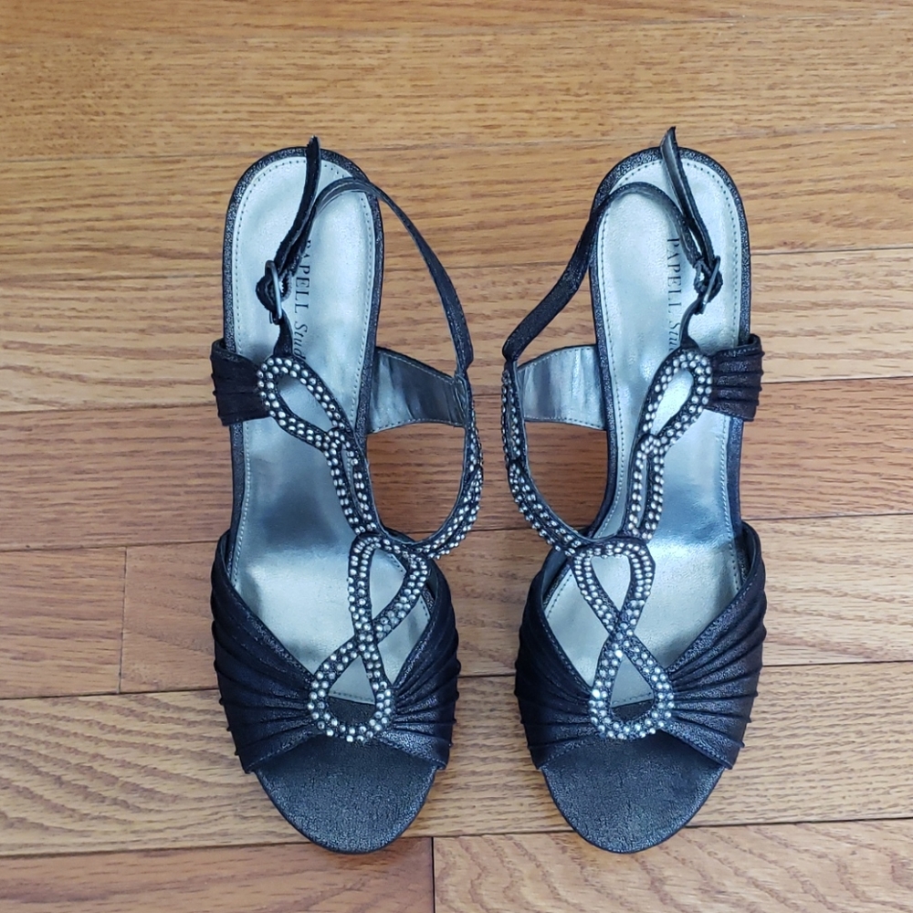 Dress shoes
